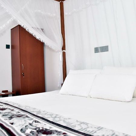 Top Mount Villa Hikkaduwa Ngoại thất bức ảnh