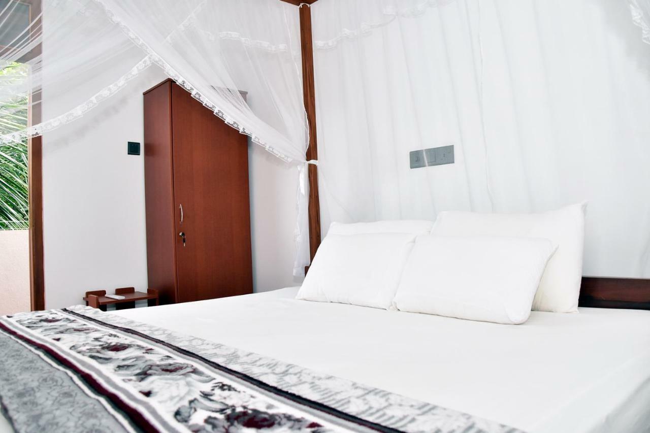 Top Mount Villa Hikkaduwa Ngoại thất bức ảnh