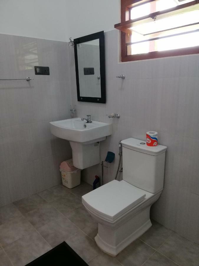 Top Mount Villa Hikkaduwa Ngoại thất bức ảnh